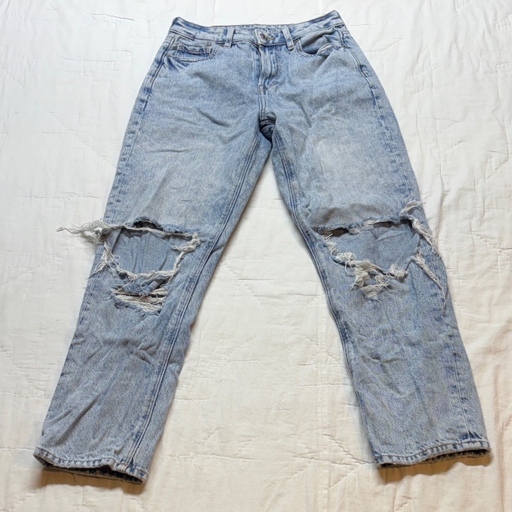 American Eagle 90s/Y2K Highly Distressed Rigid High-Rise Straight Jeans Size 4